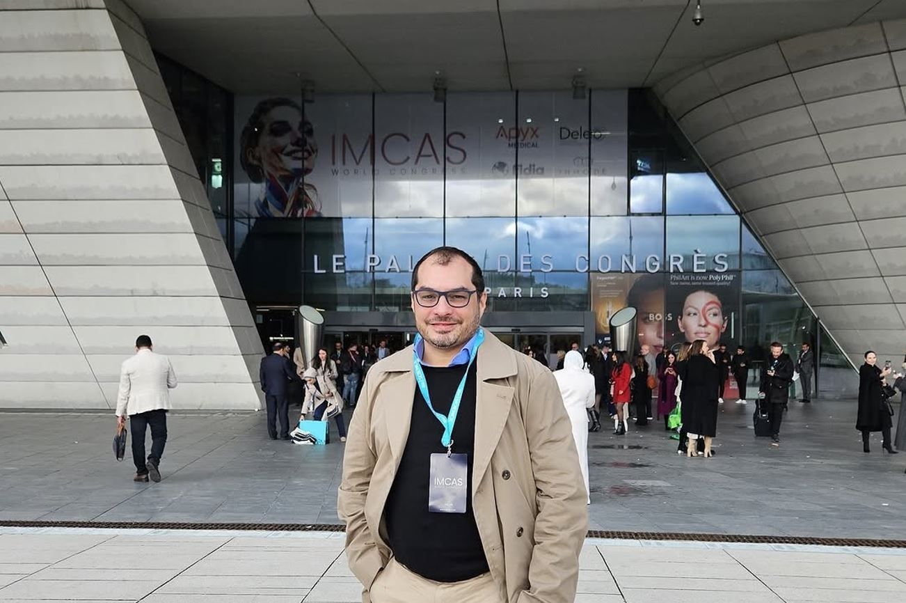 El Dr. Diego Sturletti asiste al IMCAS World Congress 2025 en París